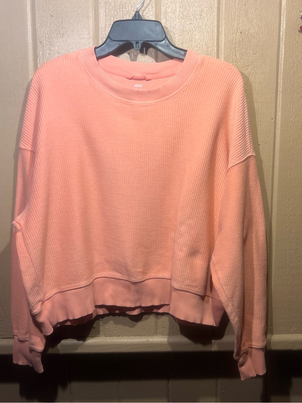 Aerie waffle knit Women Size S/M/L  Crewneck Sweatshirt Pink Ribbed Oversized